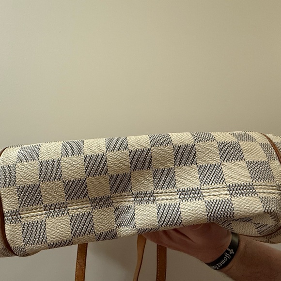 Louis Vuitton Damier Azur Totally PM - Picture 6 of 12